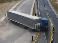 Idioti pe autostrada