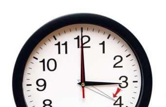 Atenţie la ceas! | Sâmbătă noaptea trecem la ora de vară ora de vară poate fi eliminată