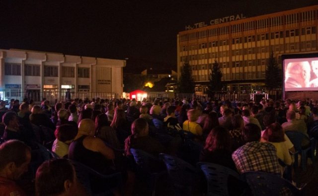 Caravana filmului românesc