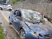 Avalanșă pe Transfăgărașan | Două mașini surprinse și grav avariate Avalanșă pe Transfăgărașan