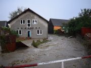 FOTO Inundaţie puternică în cartierul Târnăvioara din Copşa Mică Inundaţie cartierul Târnăvioara