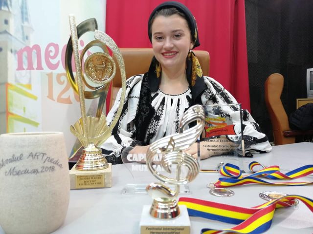 Iulia Lăpădat