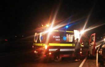 Joi seara s-a produs un accident rutier in localitatea Dumbrăveni, pe str. T. Ciparu. O femeie a fost rănită la cap și transportată la spital.