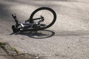 Un minor de 14 ani aflat pe bicicletă