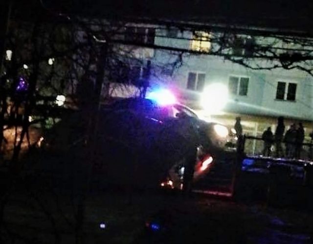 A doborât un stâlp cu mașina