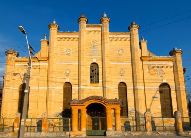 SINAGOGA Reîncep serile de film
