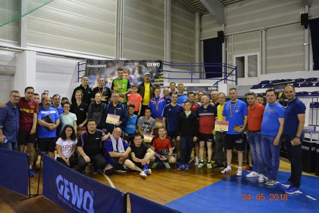 Cupei Costel Totan la tenis de masă