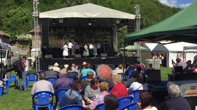 Festivalul de Dansuri Populare Maghiare