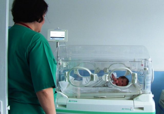 un incubator nou