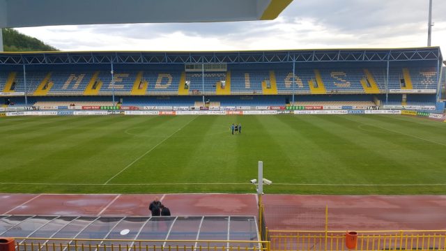 gaz metan Gaz Metan întâlnește pe teren