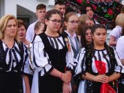Sărbătorim portul național și rezultatele elevilor noștri | Sfârșit de an școlar la SNG Sfârșit de an școlar la SNG Mediaș în Ia tradițională