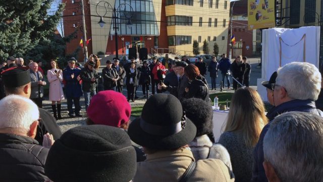 Dezvelirea Monumentului Dedicat Foştilor Deţinuţi Politici