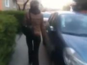 A zgâriat 9 mașini pentru că erau parcate pe trotuar O femeie din Sibiu a zgâriat 9 mașini