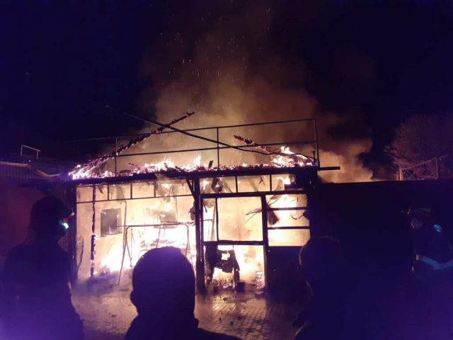 Incendiu azi noapte la Copșa Mică