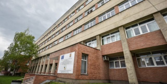9 cadre medicale din Spitalul Judeţean Sibiu sunt izolate la domiciliu