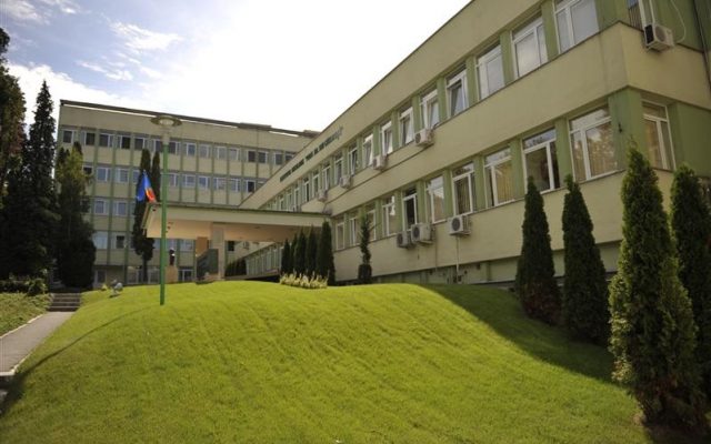 Institutul Oncologic Cluj 27 de persoane de la Institutul Oncologic din Cluj-Napoca au fost confirmate cu COVID-19