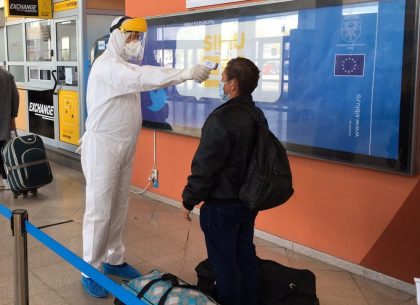 Două avioane cu muncitori sezonieri 1