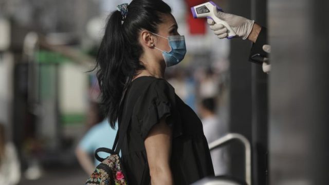 Măsurarea temperaturii obligatorie în spațiile publice închise