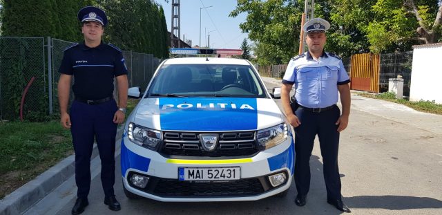 politisti la 3 ore