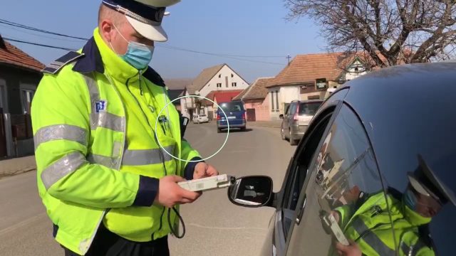 camere video portabile - Cinci șoferi depistați băuți