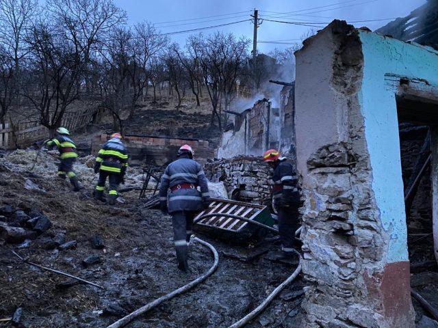incendiu casa1 violent