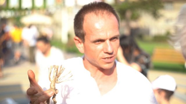 Un asistent medical generalist și pasiunea lui pentru lemn