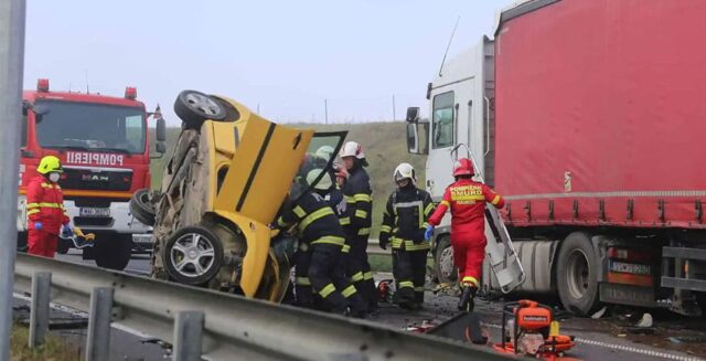 Accident grav la intrarea pe autostrada Transilvania