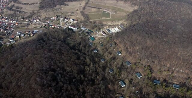 Invitație La Cules de PET-uri în zona Binder