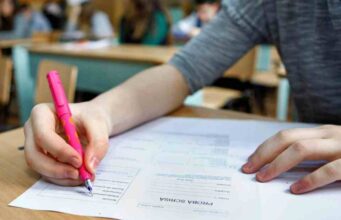 Evaluarea Națională 2026 | 3.040 elevi din județ prezenți la examenul de matematică