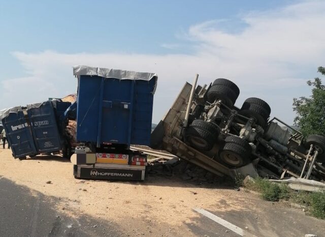 accident camioane