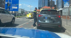 O stradă, 15 opriri neregulamentare în 60 de minute | Foto