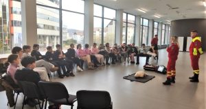 Eveniment educativ pentru elevi la Centrul Social Comunitar de Agrement și Sport | Foto