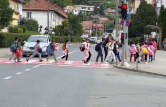 Polițiștii rutieri sunt cu ochii pe pietoni | Informare și educație rutieră