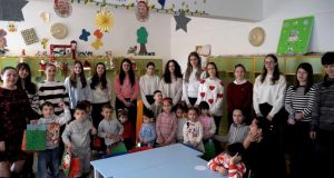 Cadouri pentru 83 de preșcolari oferite de Clubul Interact Mediaș