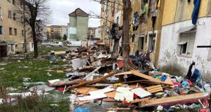 Blocurile 3 și 5 de pe Tineretului intră în etapa finală | Curățenie și pregătire pentru demolare