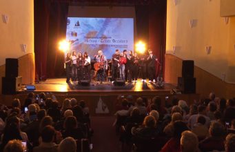 Folk, emoție, aplauze și legende pe scena Sălii Traube din Mediaș