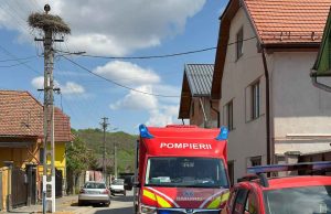 Un bărbat, în vârstă de 66 de ani, din municipiul Sibiu, și-a strivit unul dintre membrele inferioare sub un motocultor.