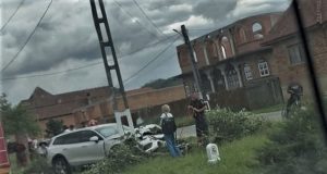 Autoaccident la Brateiu | Bărbat de 53 ani rănit | Foto