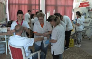 Au început înscrierile la Școala Postliceală Auxila | 2 specializări pentru o carieră în domeniul medical